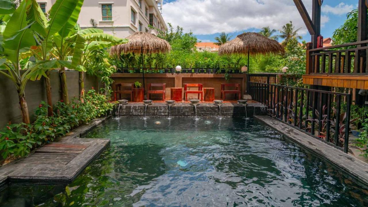 Mango Kesararam Hotel Siem Reap Bagian luar foto